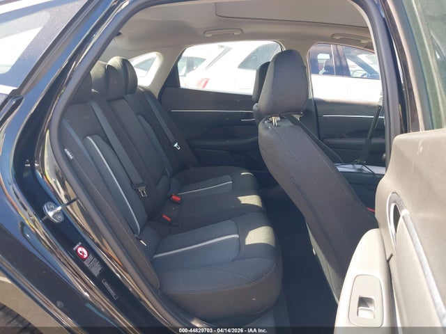 Продажа на аукционе авто 2021 Hyundai Sonata Sel, vin: 5NPEF4JA7MH109230, номер лота: 44829703