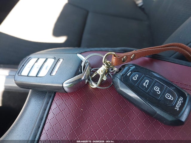 3CZRU6H55GM738635 Honda HR-V EX