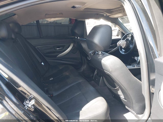2012 Bmw 328i მანქანა იყიდება აუქციონზე, vin: WBA3A5G59CNP17512, აუქციონის ნომერი: 44829720