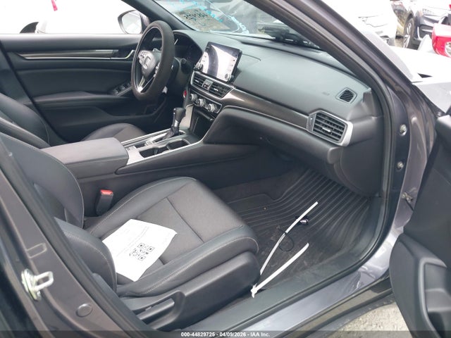 2019 HONDA ACCORD 1HGCV1F37KA168951 Photo 4