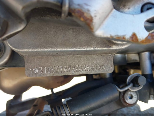 44829760 :رقم المزاد ، WB10557A72ZG35972 vin ، 2002 Bmw K1200 Rs مزاد بيع