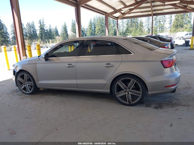 Продаж на аукціоні авто 2015 Audi A3 2.0t Premium, vin: WAUEFGFFXF1046640, номер лоту: 44829765
