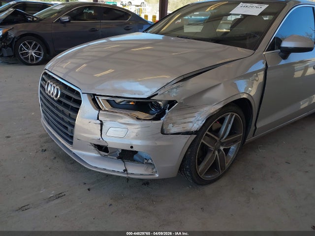 Продаж на аукціоні авто 2015 Audi A3 2.0t Premium, vin: WAUEFGFFXF1046640, номер лоту: 44829765
