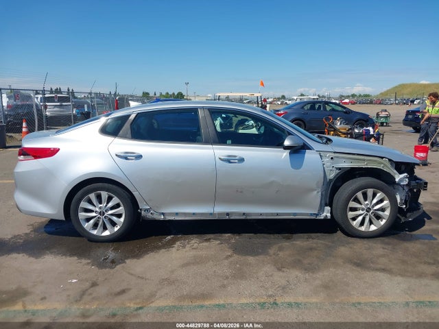 Продажа на аукционе авто 2018 Kia Optima Lx, vin: 5XXGT4L34JG269816, номер лота: 44829788