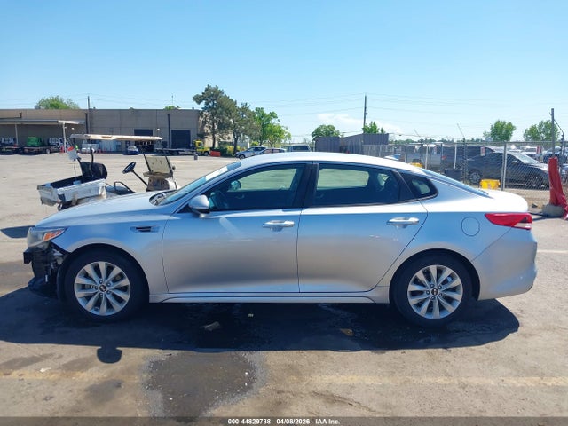 Продажа на аукционе авто 2018 Kia Optima Lx, vin: 5XXGT4L34JG269816, номер лота: 44829788