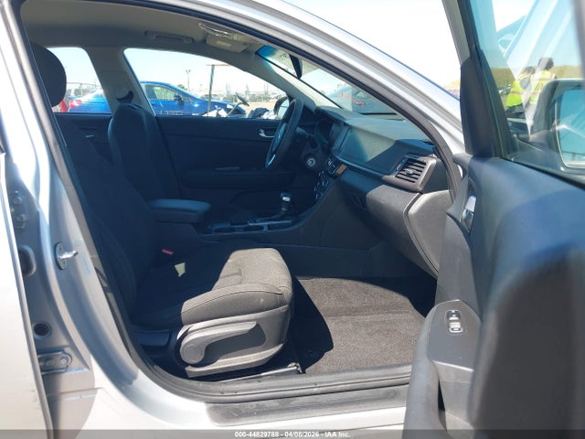 Продажа на аукционе авто 2018 Kia Optima Lx, vin: 5XXGT4L34JG269816, номер лота: 44829788