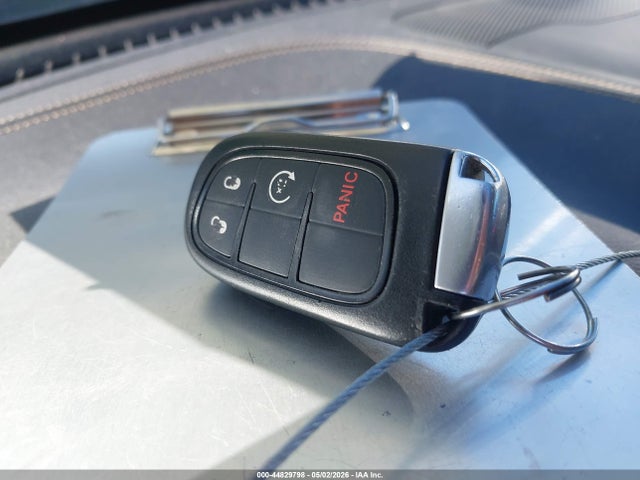44829798 :رقم المزاد ، 1C4PJMDS9GW214457 vin ، 2016 Jeep Cherokee Limited مزاد بيع