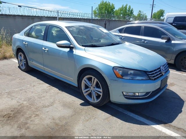 2012 VOLKSWAGEN PASSAT 1VWCN7A36CC068075
