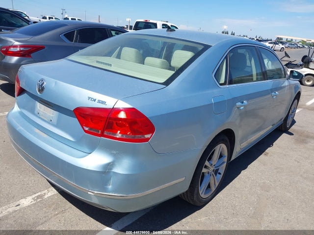 2012 VOLKSWAGEN PASSAT 1VWCN7A36CC068075 Photo 5
