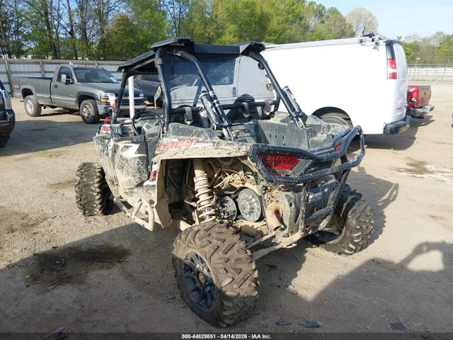 2016 POLARIS RZR 3NSVDE926GF462956 Photo 2