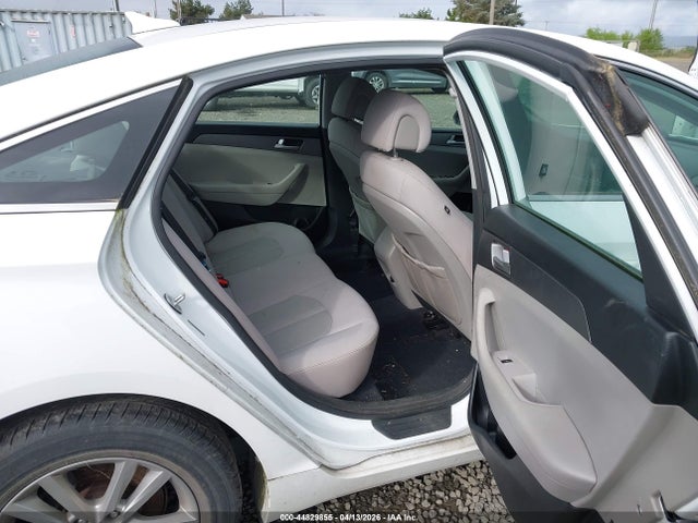 5NPE24AF1FH000689 Hyundai SONATA SE