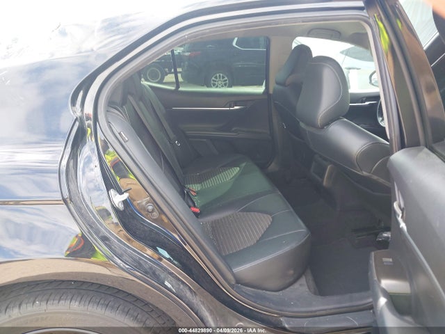 44829890 :رقم المزاد ، 4T1G11AK1MU549105 vin ، 2021 Toyota Camry Se مزاد بيع