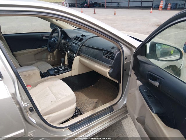 4T4BF1FKXER392198 Toyota CAMRY LE
