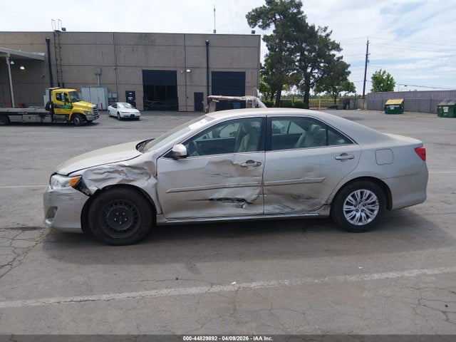 4T4BF1FKXER392198 Toyota CAMRY LE