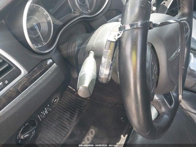 2016 CHRYSLER 300C 2C3CCAEG0GH333969 Photo 10