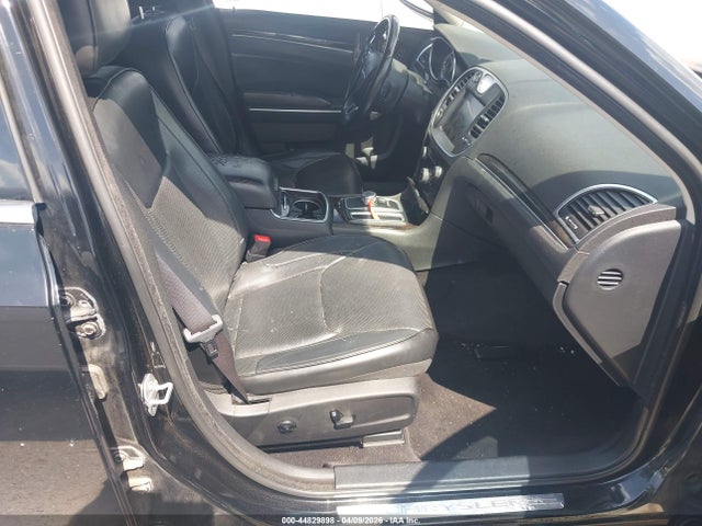2016 CHRYSLER 300C 2C3CCAEG0GH333969 Photo 4