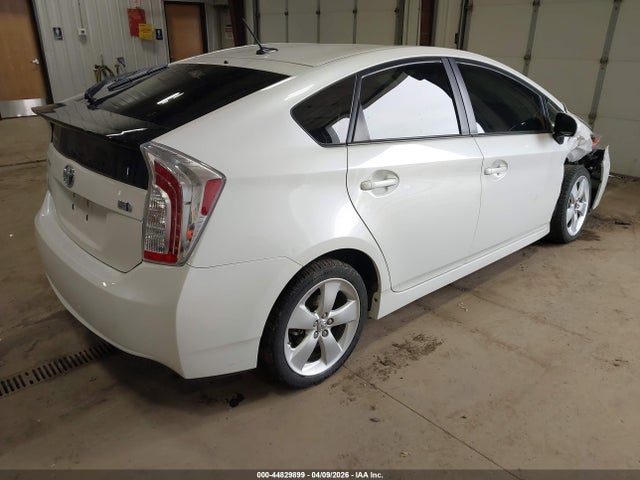 Toyota Prius Five 2014 JTDKN3DU1E1779225 Image 4