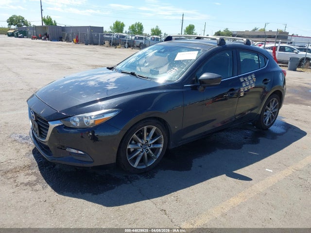 3MZBN1L33JM259406 Mazda Mazda3 Touring