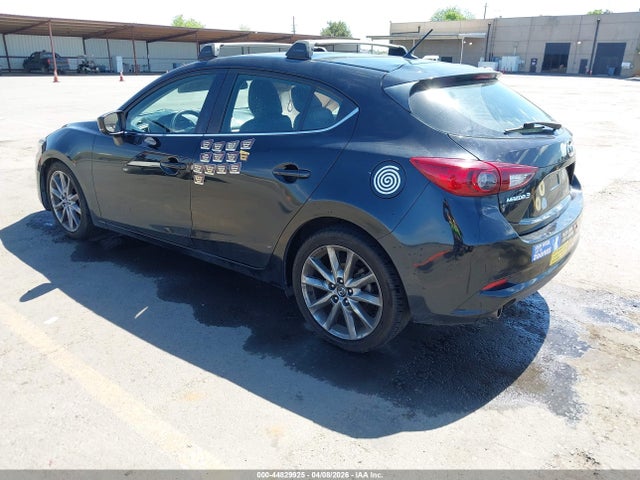 3MZBN1L33JM259406 Mazda Mazda3 Touring