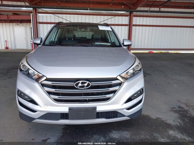 KM8J33A21HU357720 Hyundai Tucson Limited