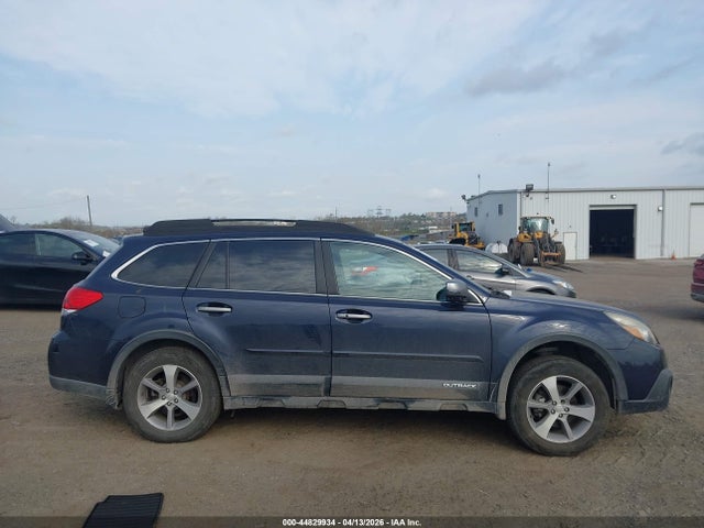 Продажа на аукционе авто 2014 Subaru Outback 2.5i Limited, vin: 4S4BRBPC3E3289161, номер лота: 44829934