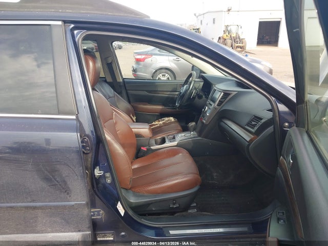 Продажа на аукционе авто 2014 Subaru Outback 2.5i Limited, vin: 4S4BRBPC3E3289161, номер лота: 44829934