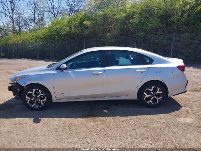 Продажа на аукционе авто 2019 Kia Forte Lxs, vin: 3KPF24AD1KE079508, номер лота: 44829975