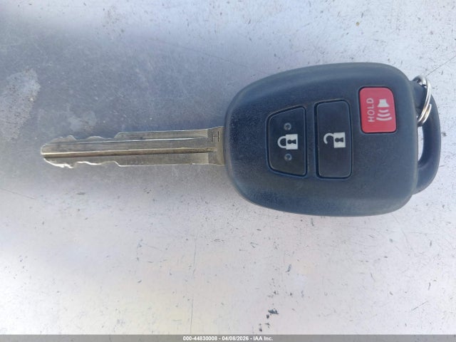 Toyota RAV4 LE 2018 JTMZFREV1JJ155845 Image 11