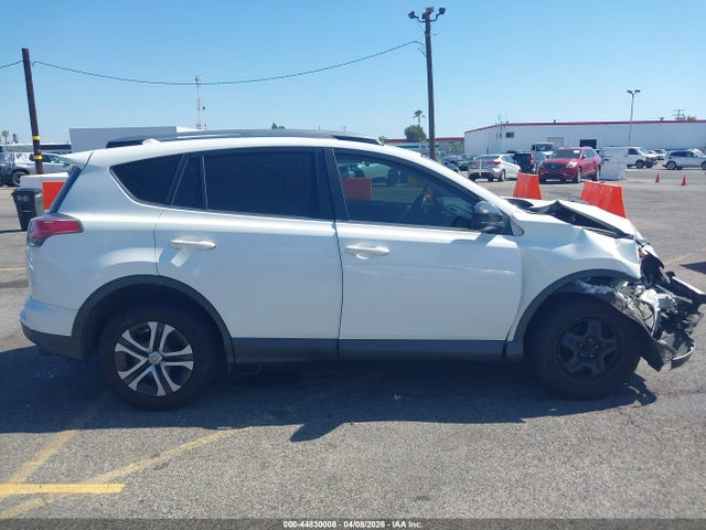 Toyota RAV4 LE 2018 JTMZFREV1JJ155845 Image 13