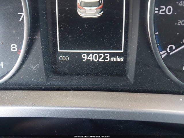 Toyota RAV4 LE 2018 JTMZFREV1JJ155845 Image 15