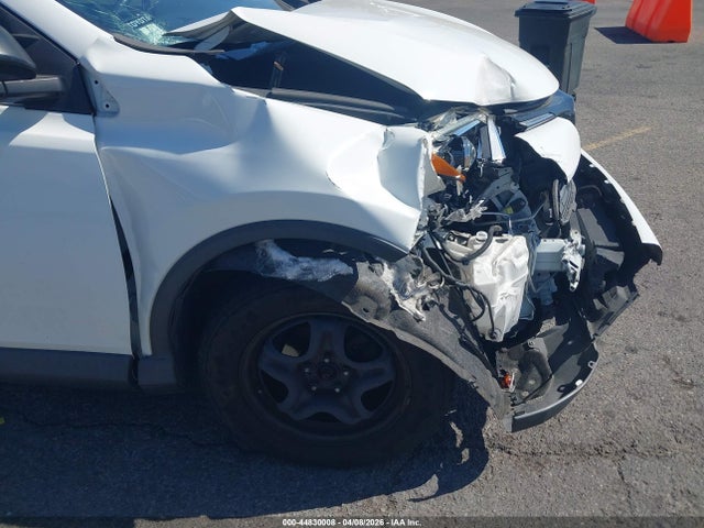 Toyota RAV4 LE 2018 JTMZFREV1JJ155845 Image 17