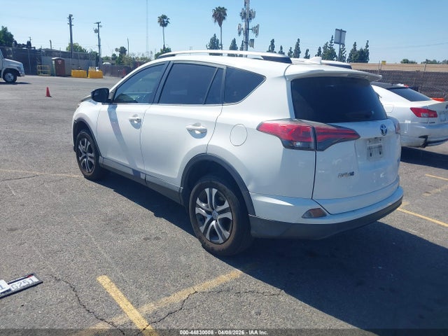 Toyota RAV4 LE 2018 JTMZFREV1JJ155845 Image 3
