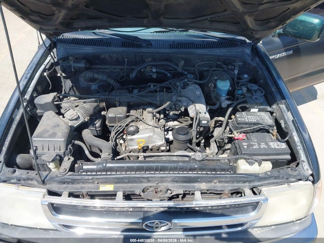 44830030 :رقم المزاد ، 4TAVL52N3WZ115890 vin ، 1998 Toyota Tacoma مزاد بيع