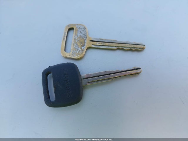 44830030 :رقم المزاد ، 4TAVL52N3WZ115890 vin ، 1998 Toyota Tacoma مزاد بيع
