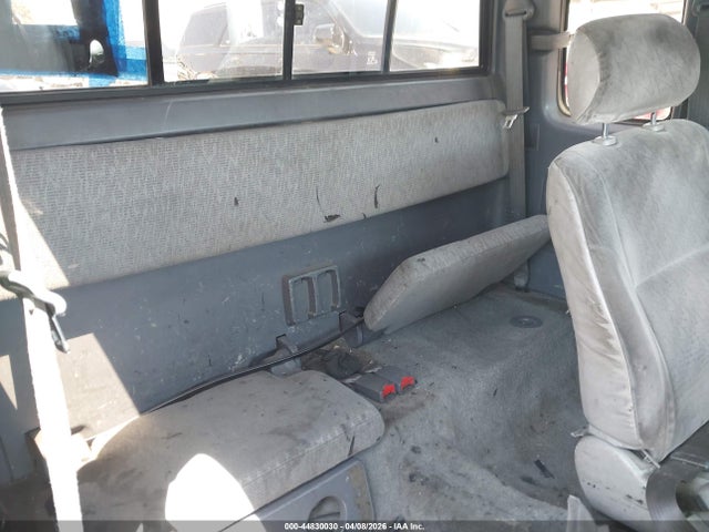 44830030 :رقم المزاد ، 4TAVL52N3WZ115890 vin ، 1998 Toyota Tacoma مزاد بيع