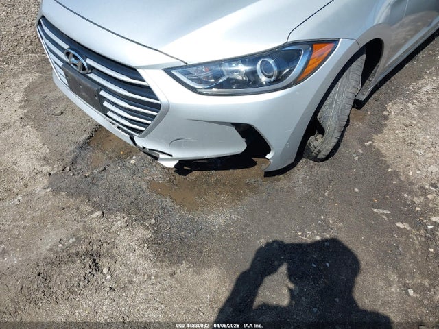 Aukcja sprzedaży 2018 Hyundai Elantra Se, vin: 5NPD74LF6JH400718, numer aukcji: 44830032