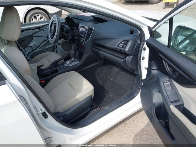 44830033 :رقم المزاد ، 4S3GTAV60M3715549 vin ، 2021 Subaru Impreza Premium 5-door مزاد بيع