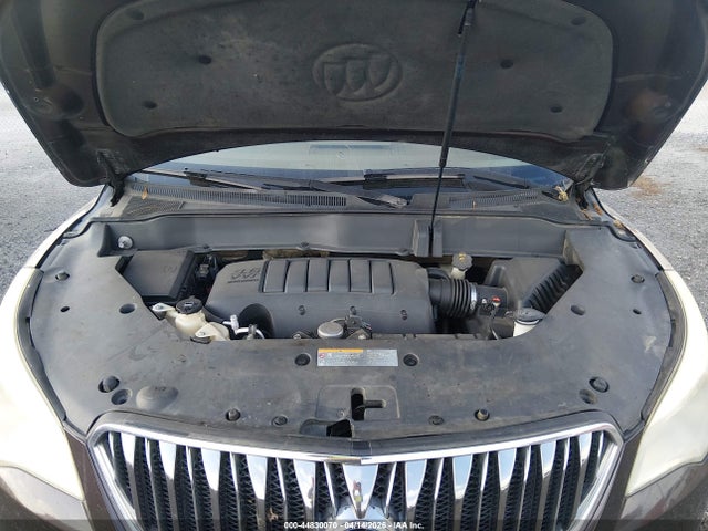 44830070 :رقم المزاد ، 5GAKRBKD0FJ139933 vin ، 2015 Buick Enclave Leather مزاد بيع