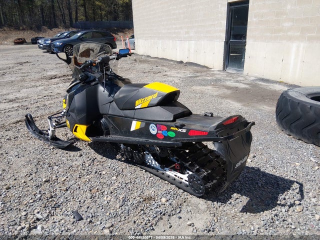 Ski Doo Other 2017 2BPSUKHA9HV000237 Image 3