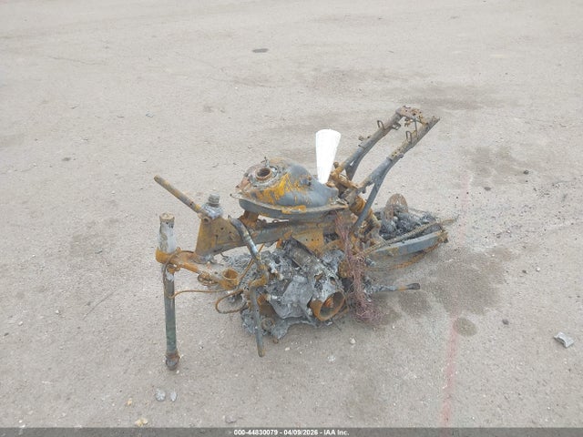 44830079 :رقم المزاد ، MLHJC7511L5205708 vin ، 2020 Honda Grom 125 مزاد بيع