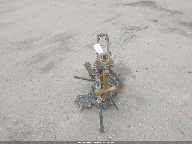 44830079 :رقم المزاد ، MLHJC7511L5205708 vin ، 2020 Honda Grom 125 مزاد بيع
