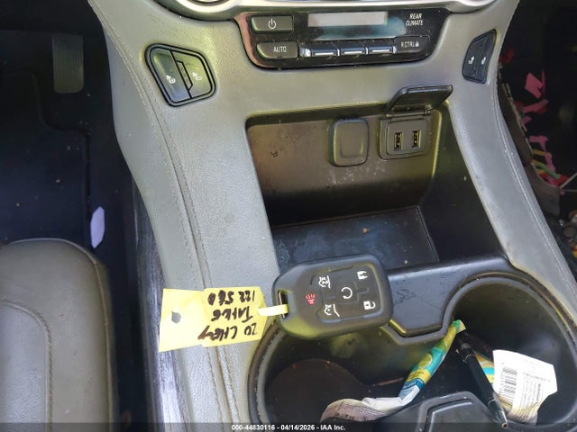 1GNSKBKC1LR245502 Chevrolet Tahoe 4wd Lt