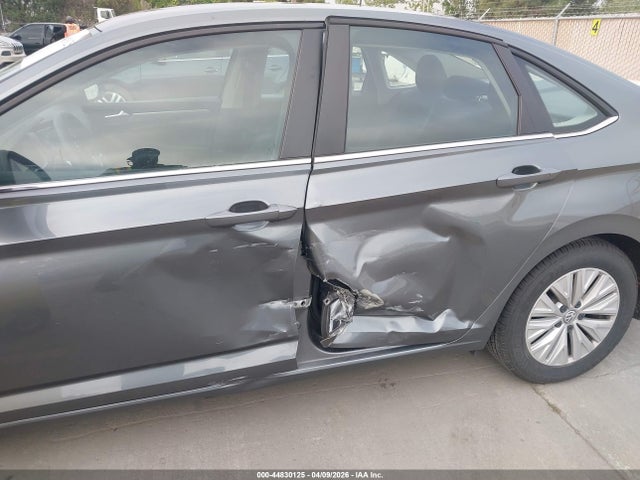 Aukcja sprzedaży 2019 Volkswagen Jetta 1.4t R-line/1.4t S/1.4t Se, vin: 3VWC57BUXKM040557, numer aukcji: 44830125