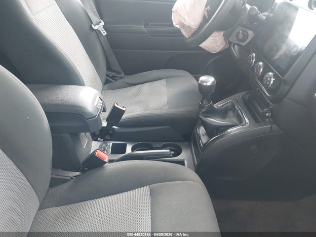 44830154 :رقم المزاد ، 1C4NJRBB6GD639315 vin ، 2016 Jeep Patriot Sport مزاد بيع