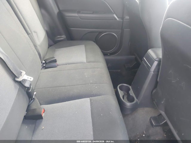 44830154 :رقم المزاد ، 1C4NJRBB6GD639315 vin ، 2016 Jeep Patriot Sport مزاد بيع