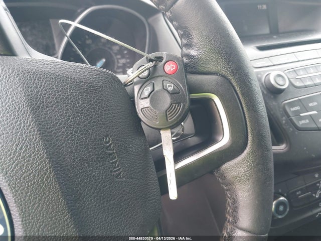 Ford FOCUS SE 2016 1FADP3K25GL360859 Image 11