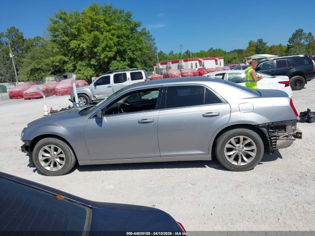 Продажа на аукционе авто 2015 Chrysler 300 Limited, vin: 2C3CCAAG6FH749092, номер лота: 44830189