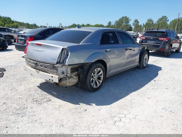 Продажа на аукционе авто 2015 Chrysler 300 Limited, vin: 2C3CCAAG6FH749092, номер лота: 44830189