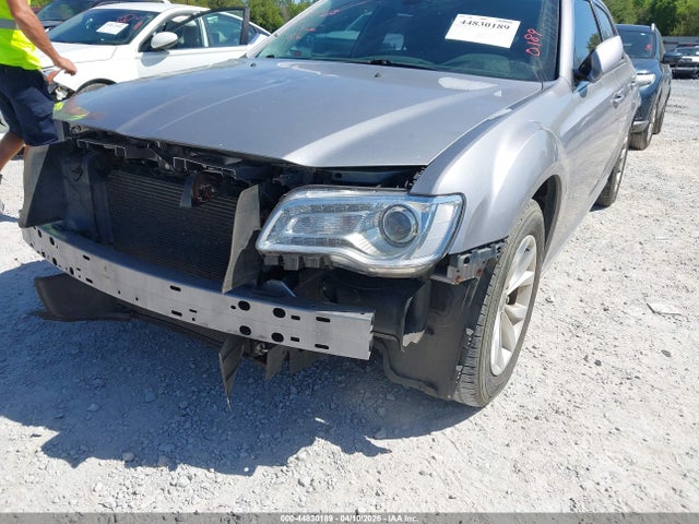 Продажа на аукционе авто 2015 Chrysler 300 Limited, vin: 2C3CCAAG6FH749092, номер лота: 44830189