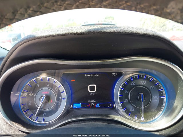Продажа на аукционе авто 2015 Chrysler 300 Limited, vin: 2C3CCAAG6FH749092, номер лота: 44830189